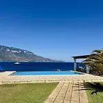 Odysseus Kefalonia Villa Spartia