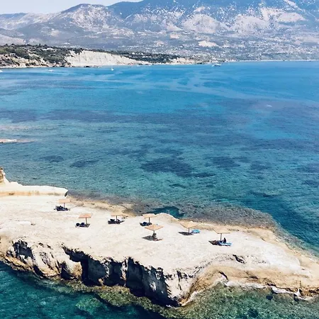 Odysseus Kefalonia Villa Spartià